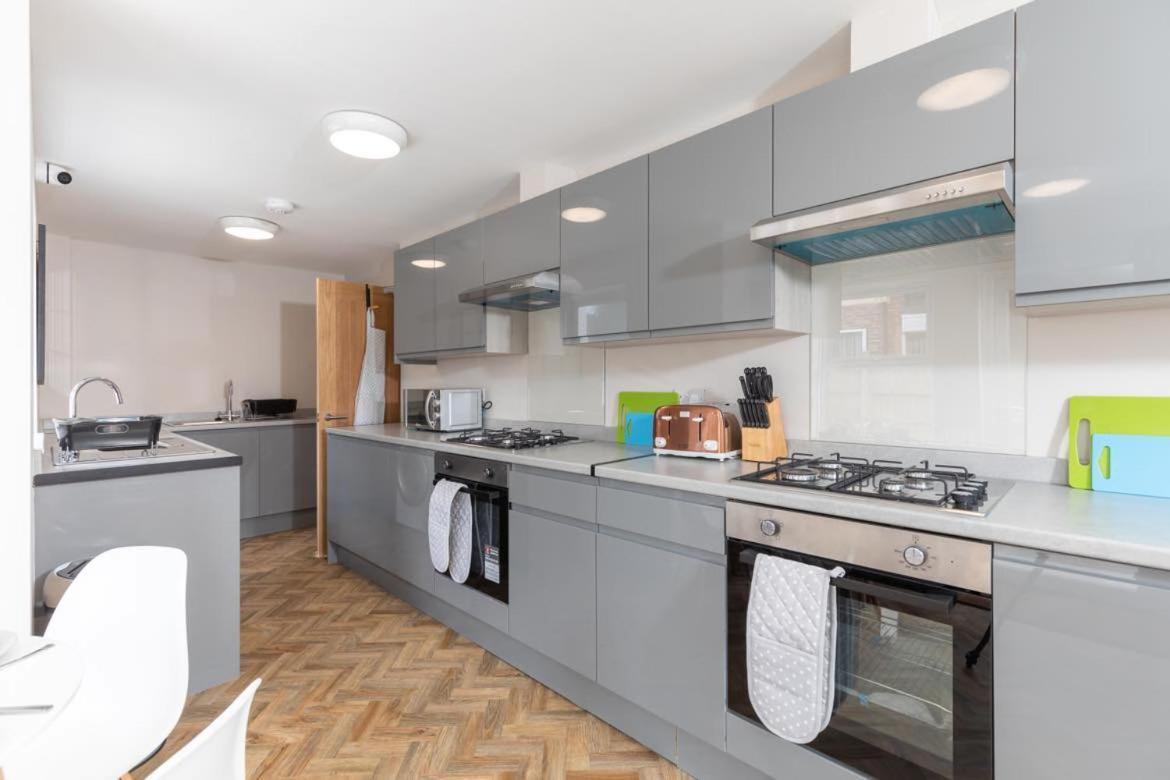 Ocean Apartments, Apartment 1 - Bright And Modern 1 Bedroom Apartment Литлхемптон Экстерьер фото